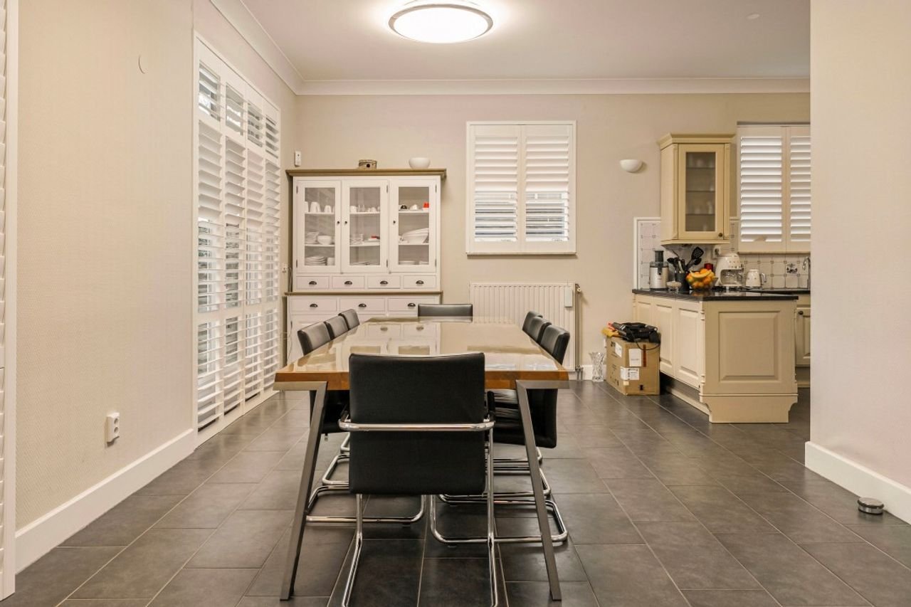 Riante vrijstaande woning van 334 m² in Eindhoven - Afbeelding 8