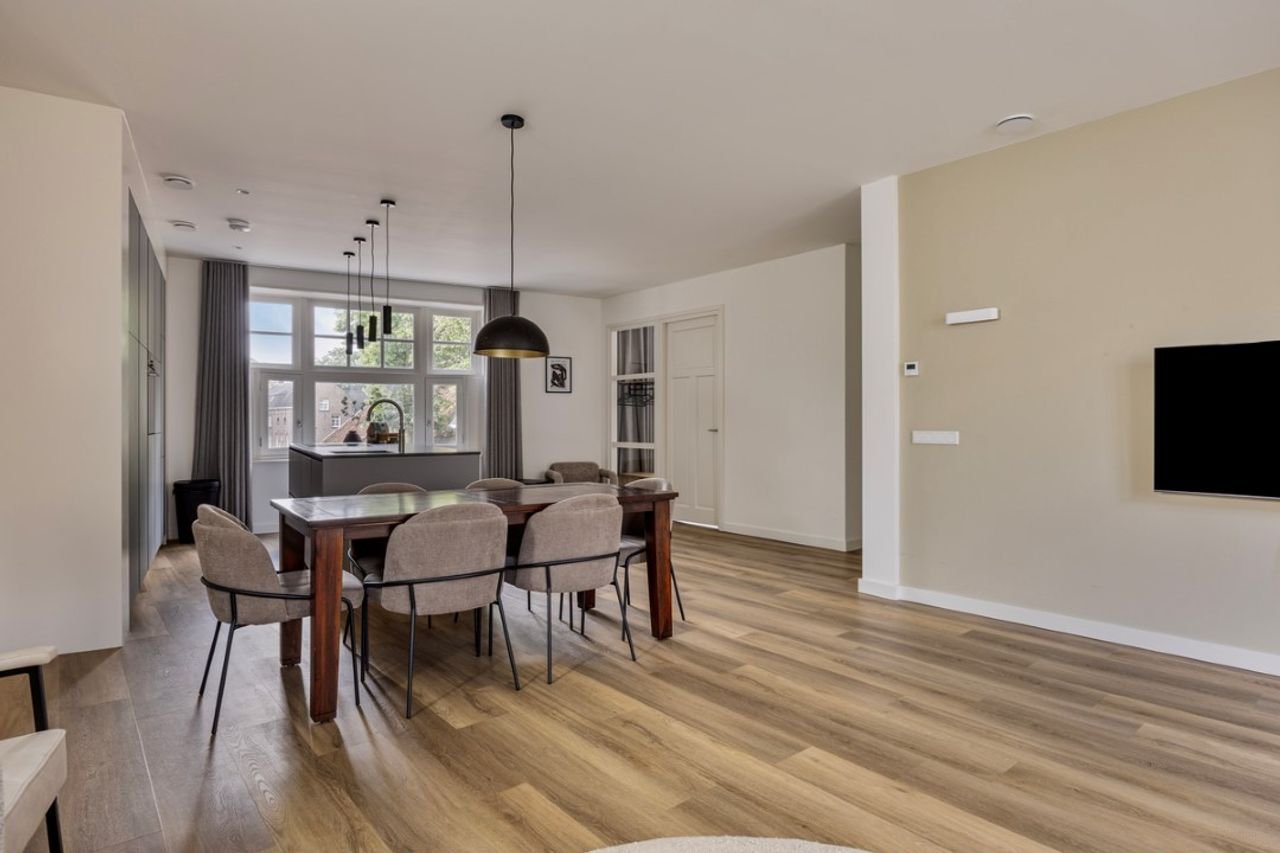 Ruim appartement in voormalig hotel De Kroon - Afbeelding 10