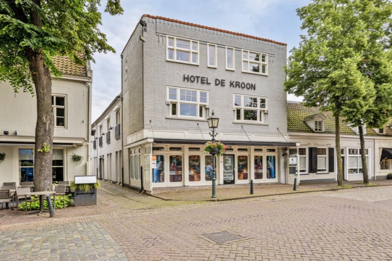 Ruim appartement in voormalig hotel De Kroon - Afbeelding 1