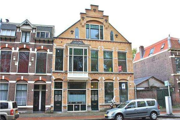 2-bedroom apartment near Haarlem station - Image 1