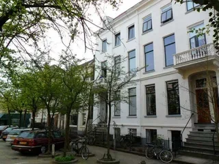 Charming townhouse in Spijkerkwartier
