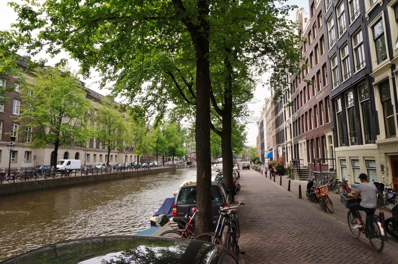 3 slaapkamers met uitzicht op de Prinsengracht - Afbeelding 1