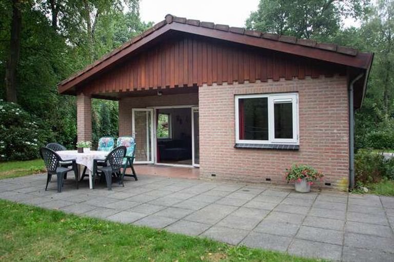 Bosrijke bungalow op Landgoed Valkenburg - Afbeelding 1