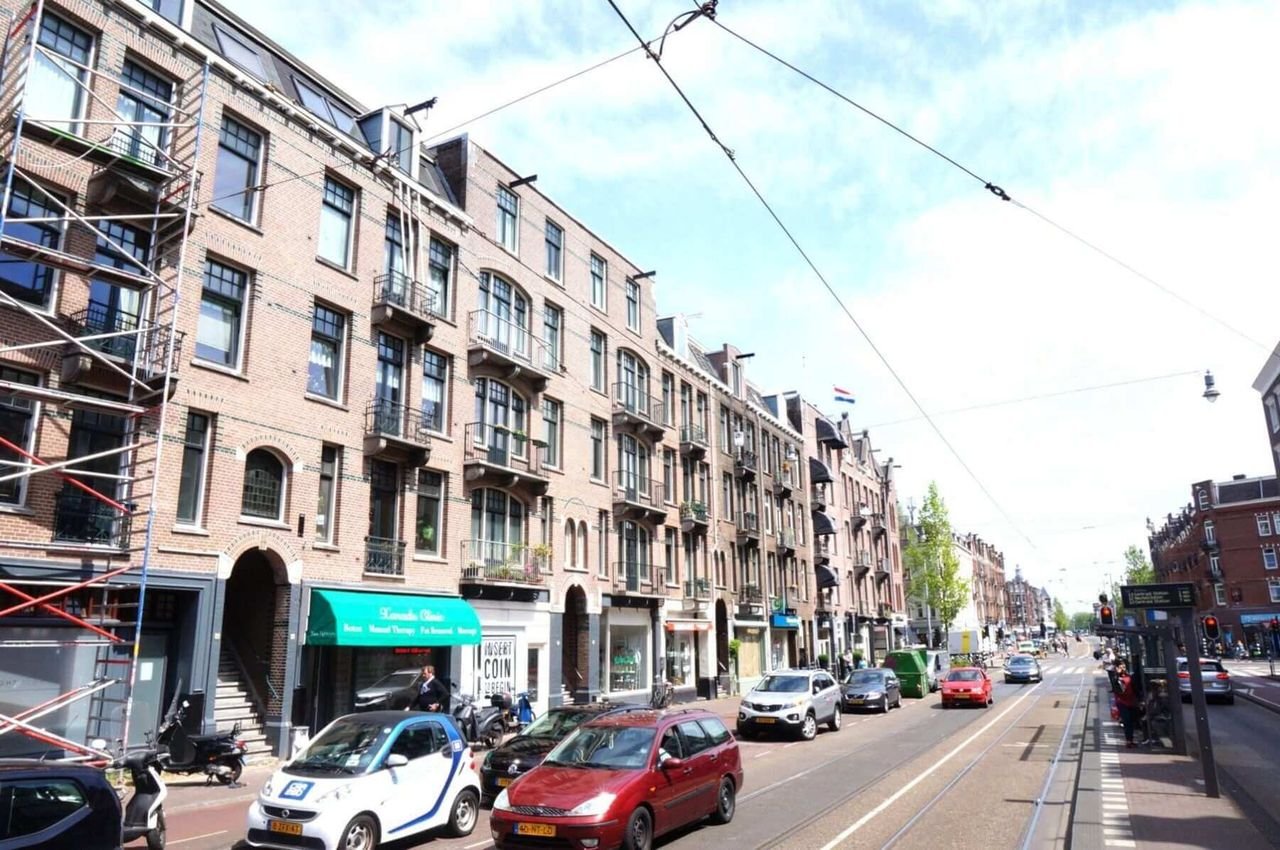 Gerenoveerd appartement met balkon in Oud-West - Afbeelding 1
