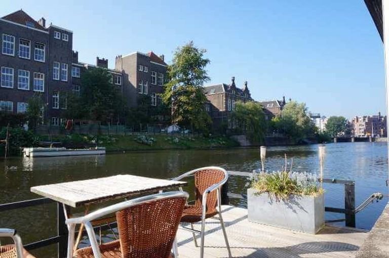 Woonark met terras en garage - Afbeelding 1