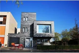 Urban Villa met garage aan het water