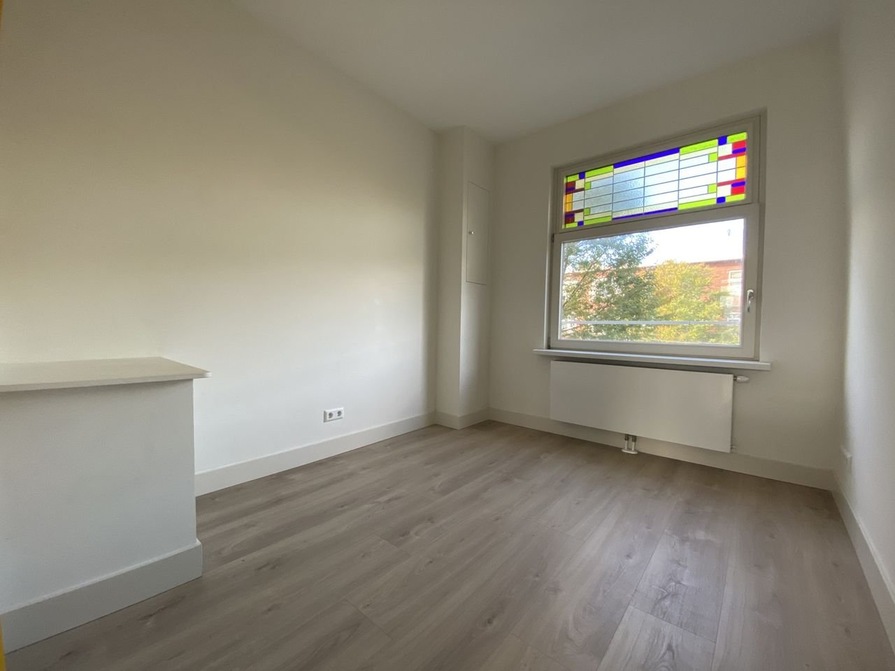 Gerenoveerd 5-kamer appartement met breed balkon - Afbeelding 11