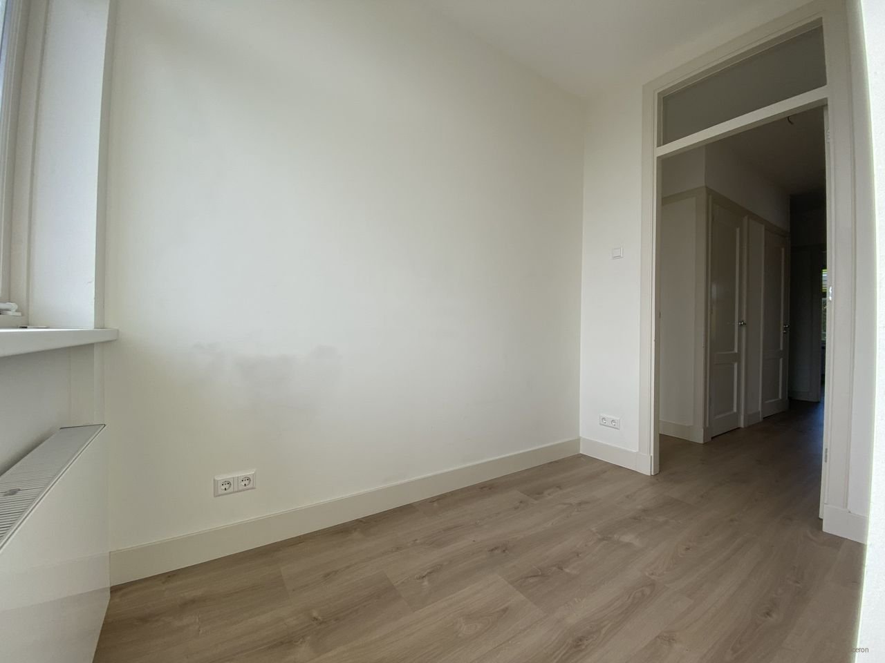 Gerenoveerd 5-kamer appartement met breed balkon - Afbeelding 16