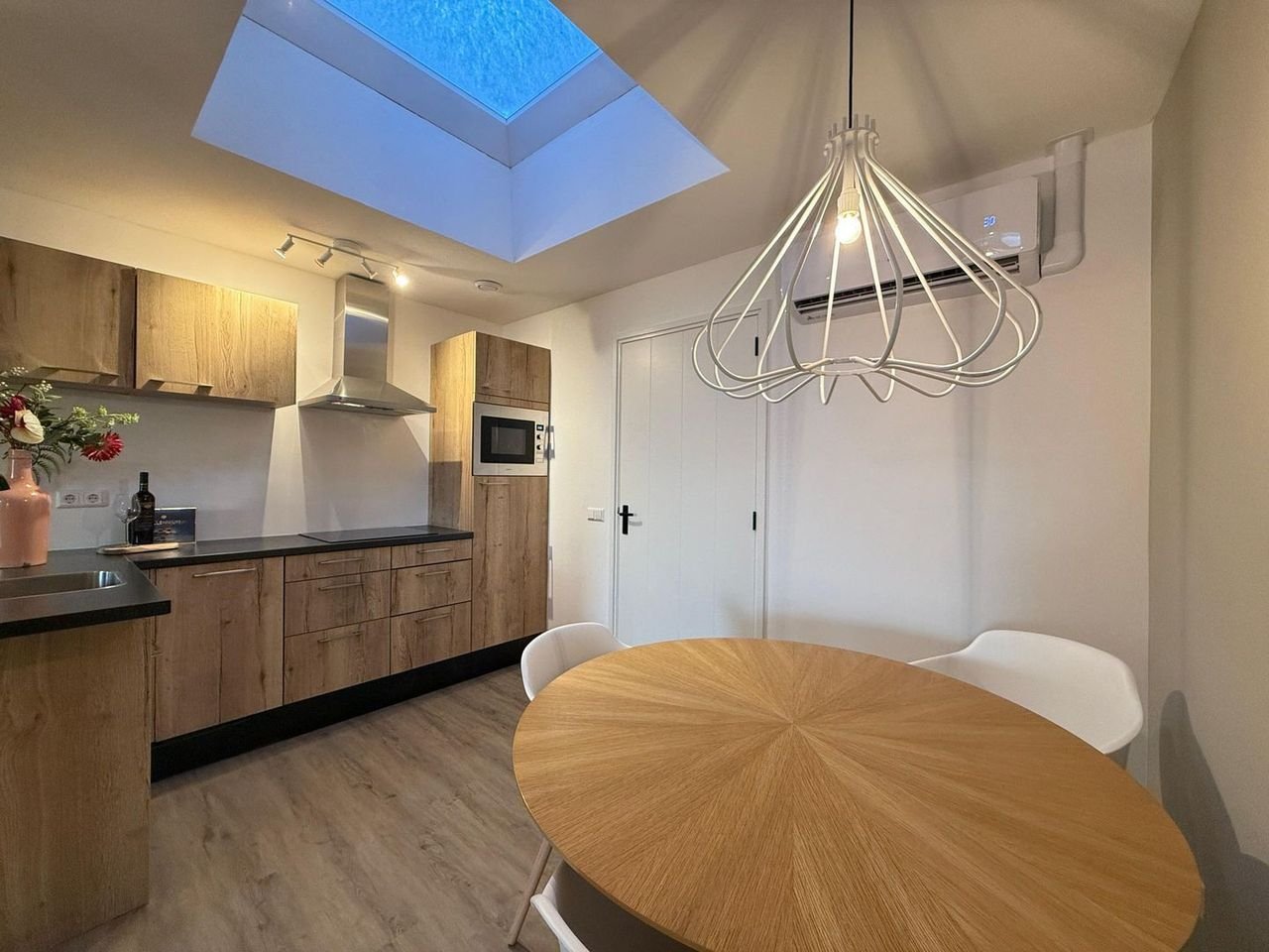 Modern & gas-free apartment in Helmond - Image 5