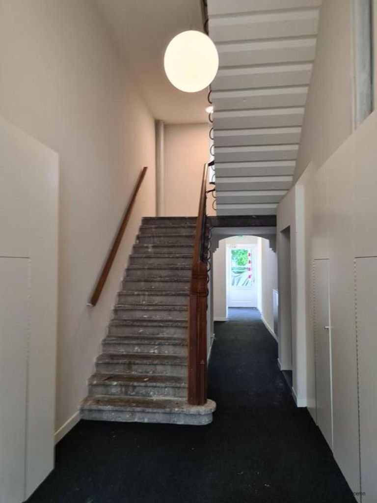 Wonen in een schoolgebouw uit 1904 - Afbeelding 3