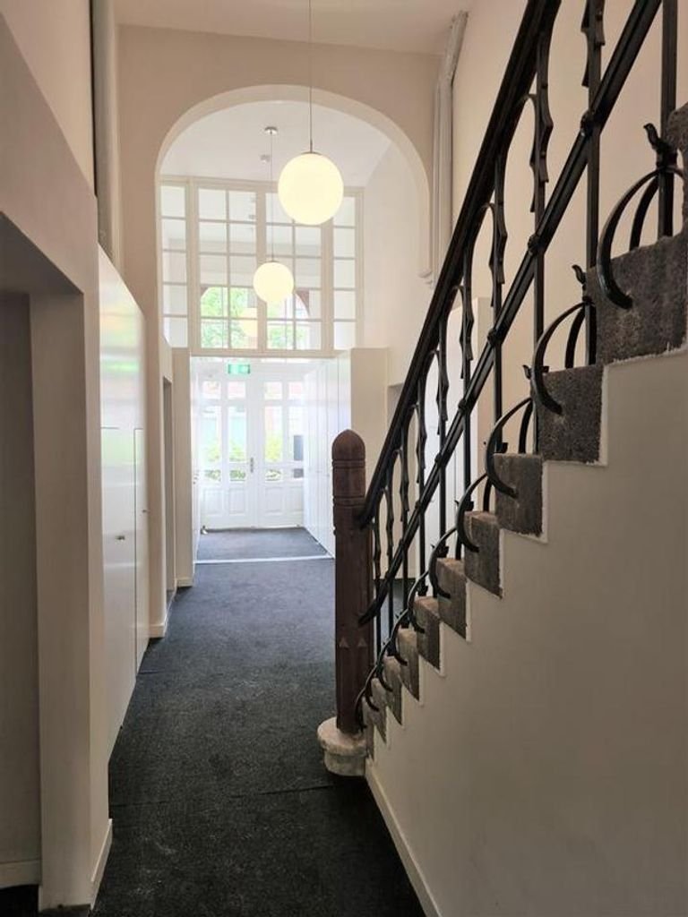 Wonen in een schoolgebouw uit 1904 - Afbeelding 2