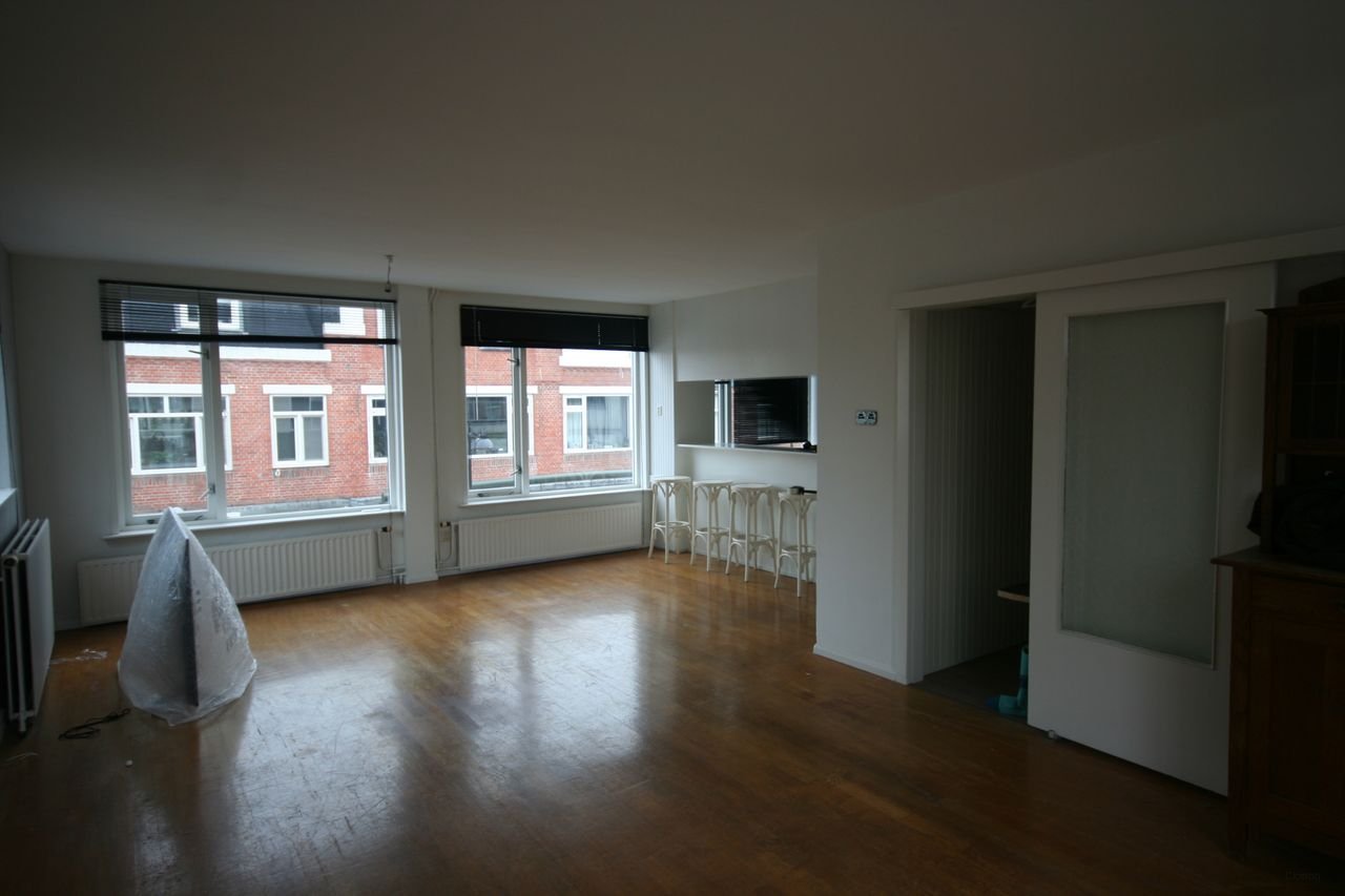 Spacious apartment with roof terrace on the Voorstraat - Image 13