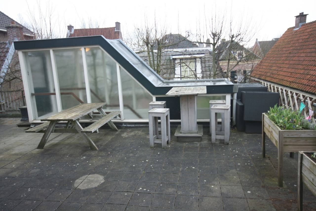 Spacious apartment with roof terrace on the Voorstraat - Image 18