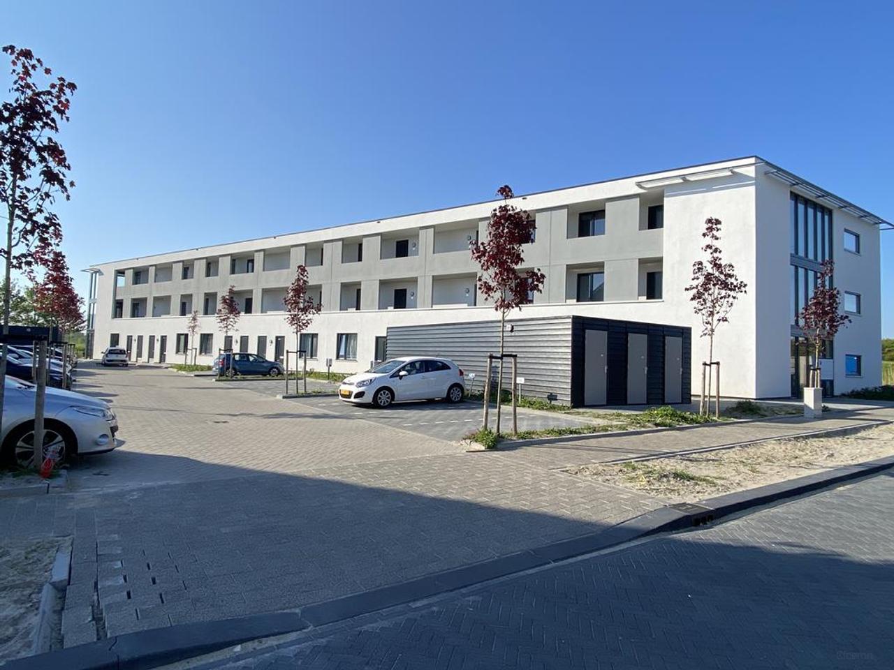 A++ Apartment with Balcony and Parking Space - Image 1