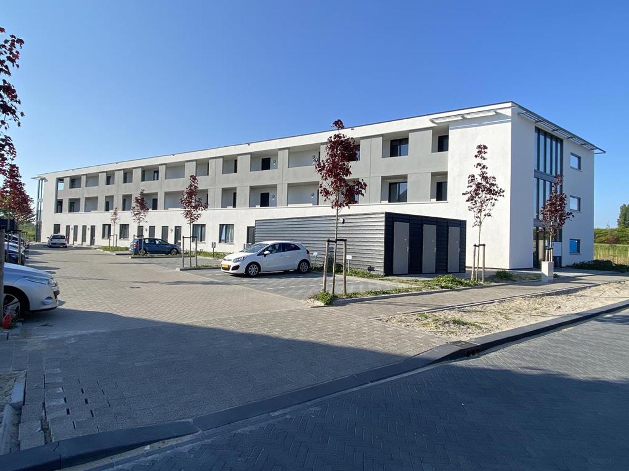 A++ Apartment with Balcony and Parking Space - Image 12