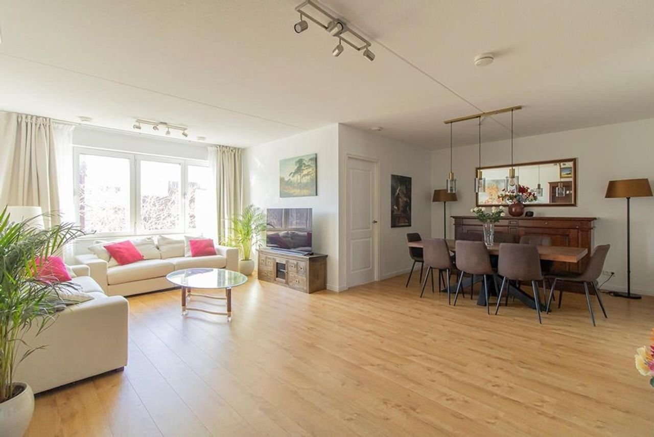 Modern appartement van 94m² aan de IJburglaan - Afbeelding 2