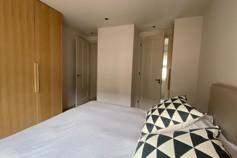 Gemeubileerd 2-kamerappartement met balkon - Afbeelding 11