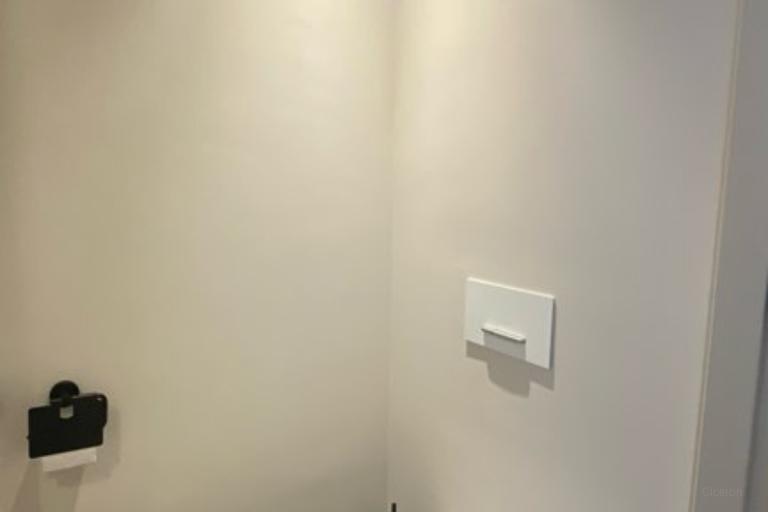Gemeubileerd 2-kamerappartement met balkon - Afbeelding 16