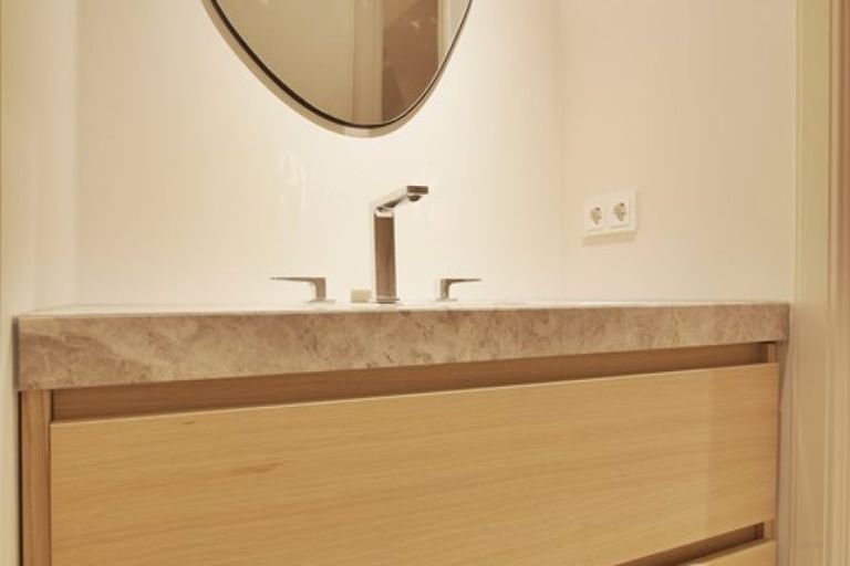 Gemeubileerd 3-kamer appartement in Centrum - Afbeelding 34