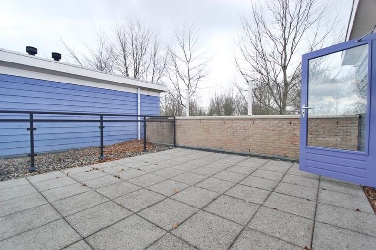 Ruime gezinswoning met serre in Almere - Afbeelding 23