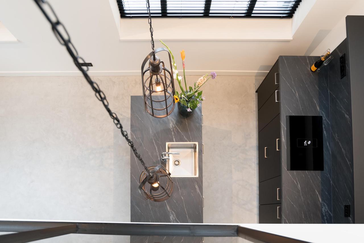 84 m² Loft on the Spaarne - Image 23