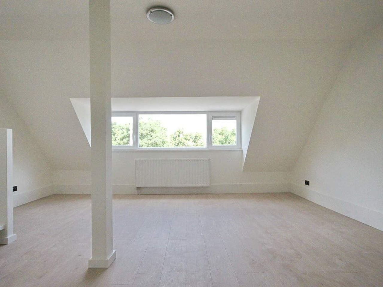 Dubbel bovenhuis met balkon bij de Haagse Markt - Afbeelding 4