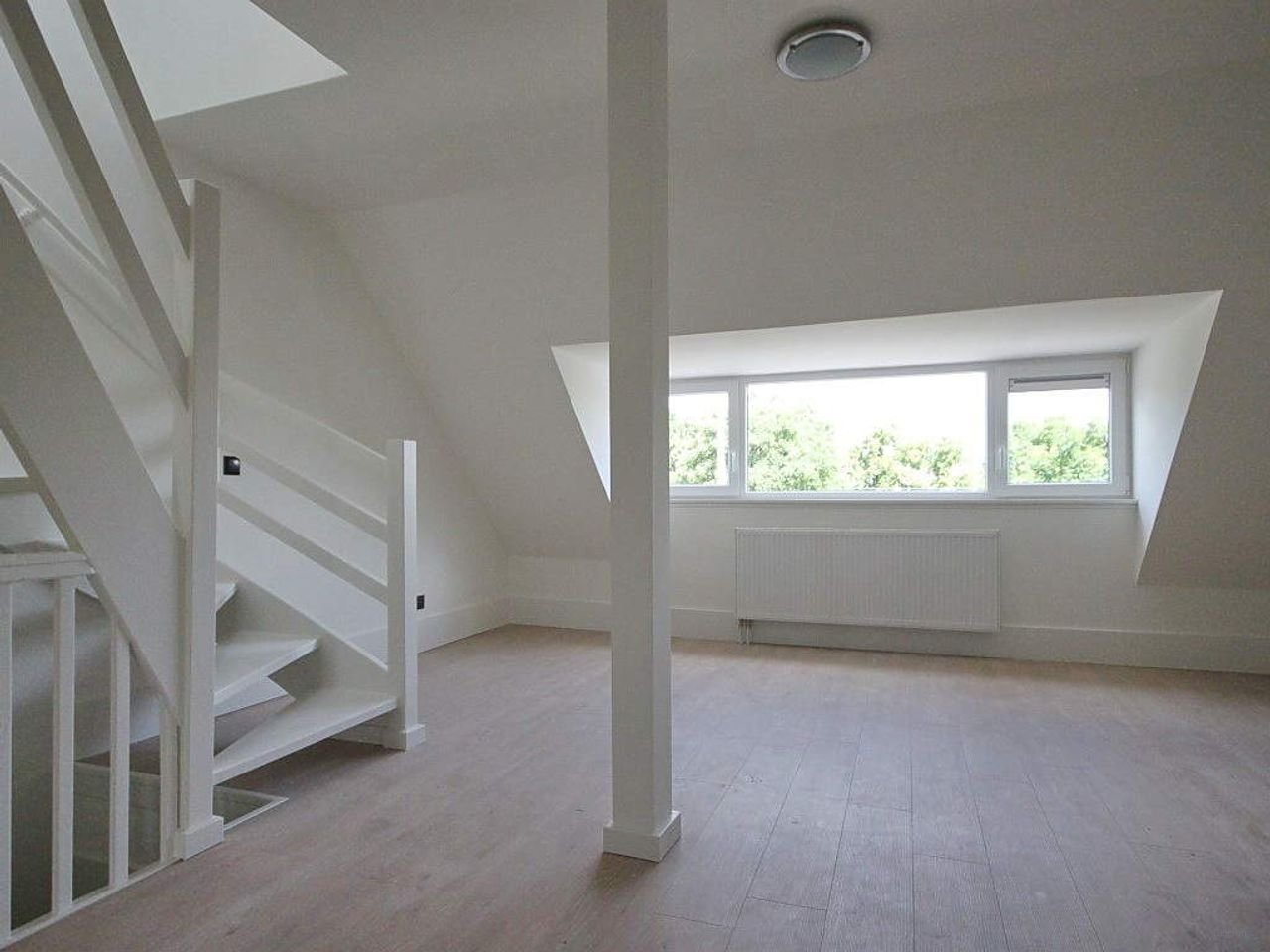 Dubbel bovenhuis met balkon bij de Haagse Markt - Afbeelding 3