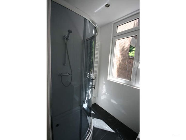 Licht 3-kamer appartement bij Zuiderpark - Afbeelding 7