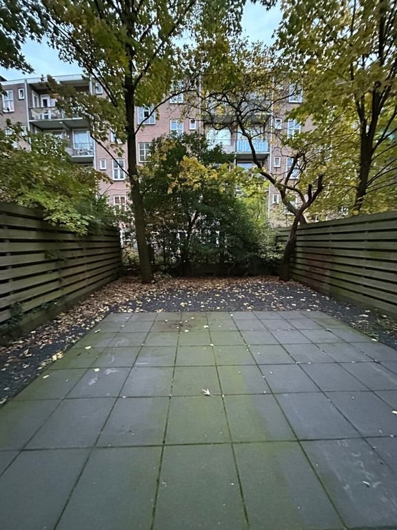 Gerenoveerd appartement met tuin in West - Afbeelding 9