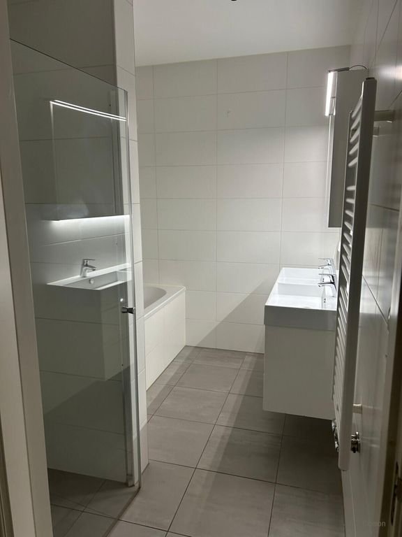Gerenoveerd appartement met tuin in West - Afbeelding 5