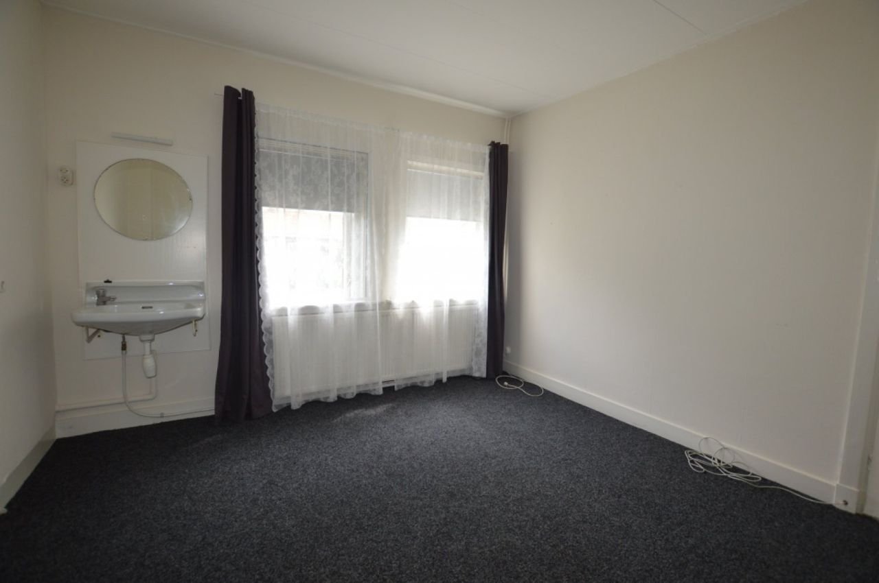 12 m² room in women's house Pierik - Image 2