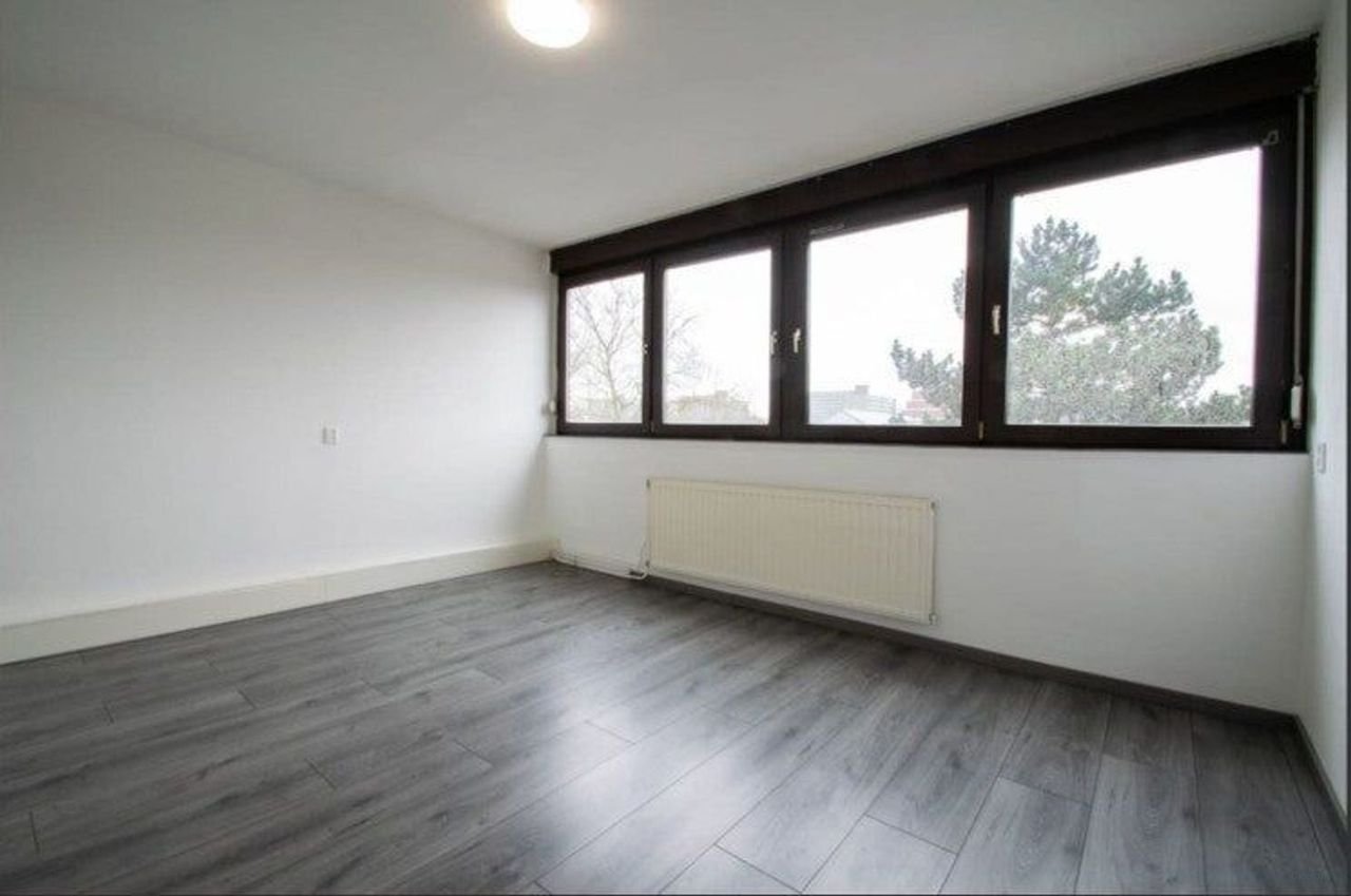 Modern house in the Kastelenbuurt - Image 10