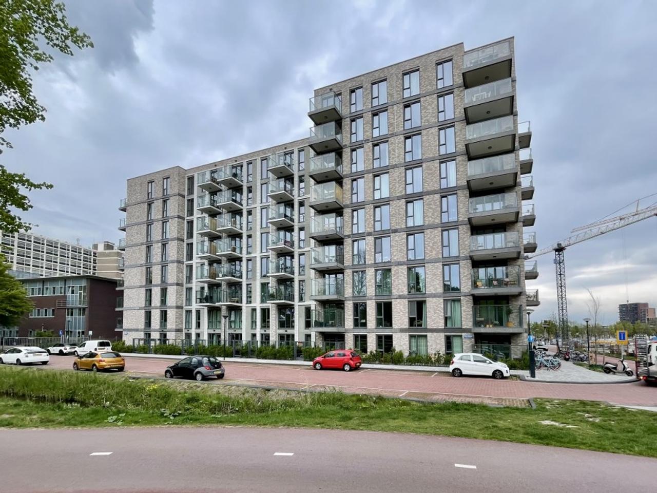 96 m² appartement met balkon in Leiden - Afbeelding 1