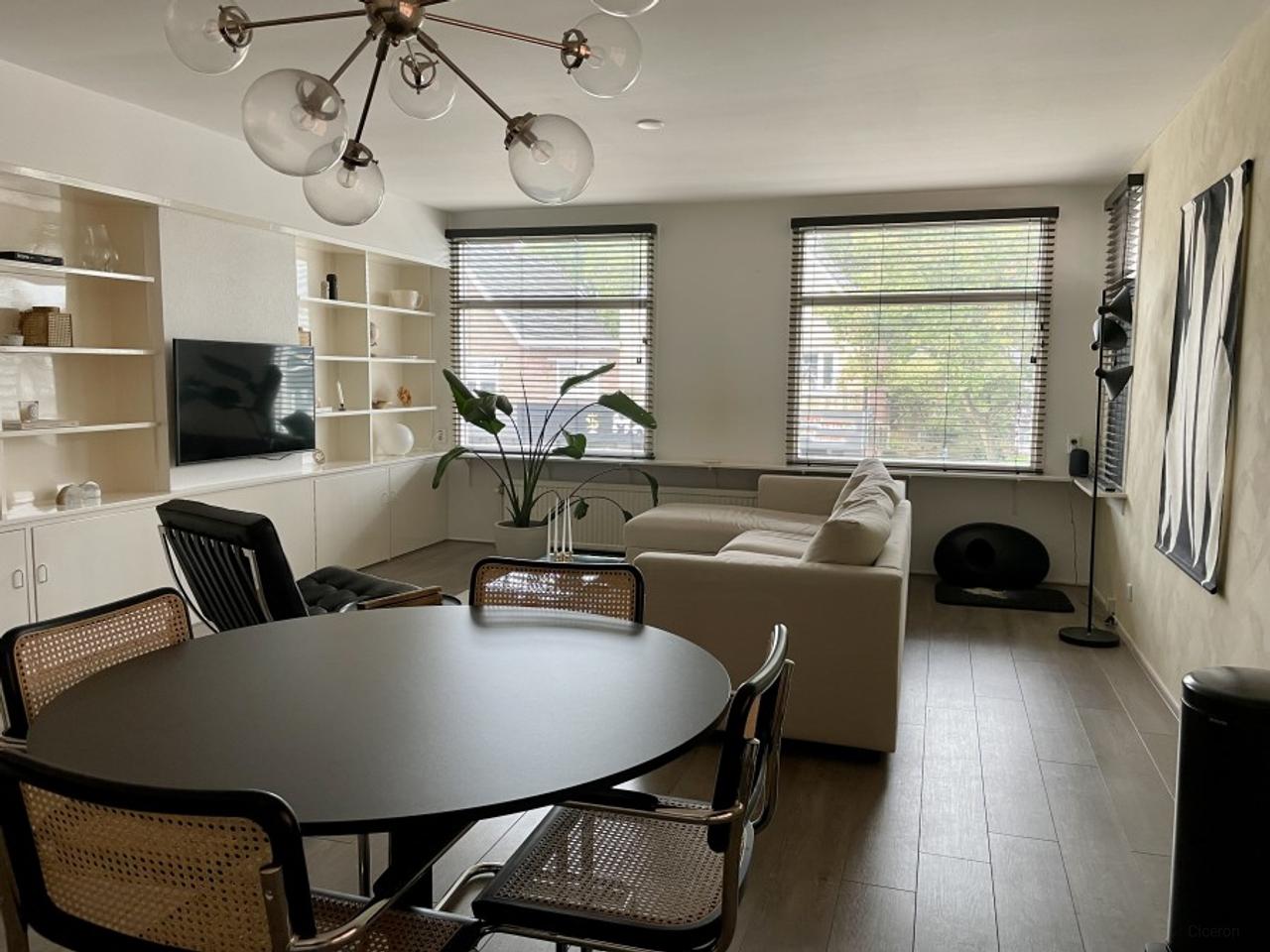 Bright 1-bedroom apartment in Apeldoorn - Image 2