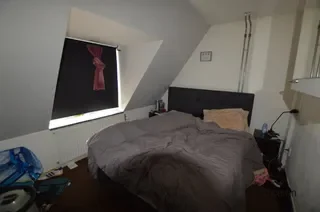 Ruime studio met balkon in Veerallee