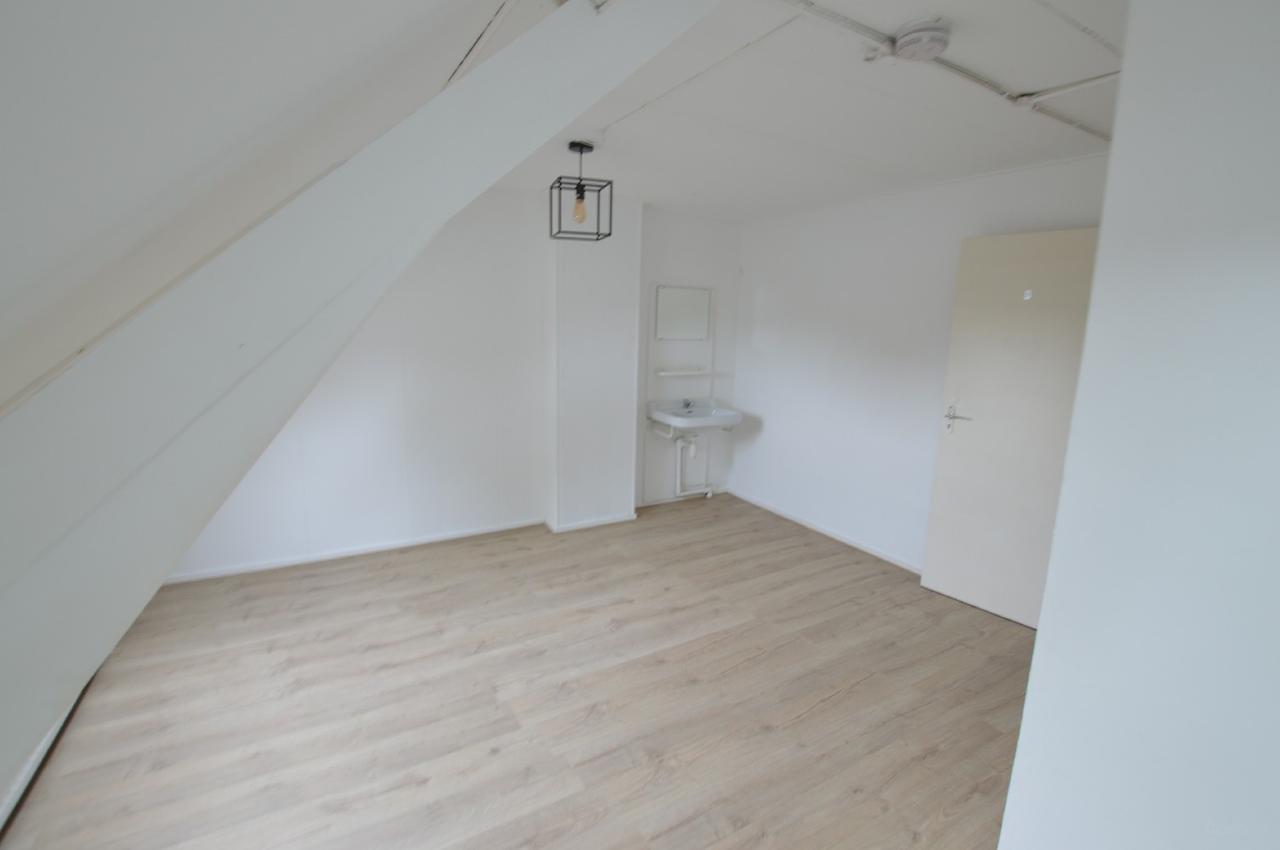 16 m² room with sink in Assendorp - Image 4