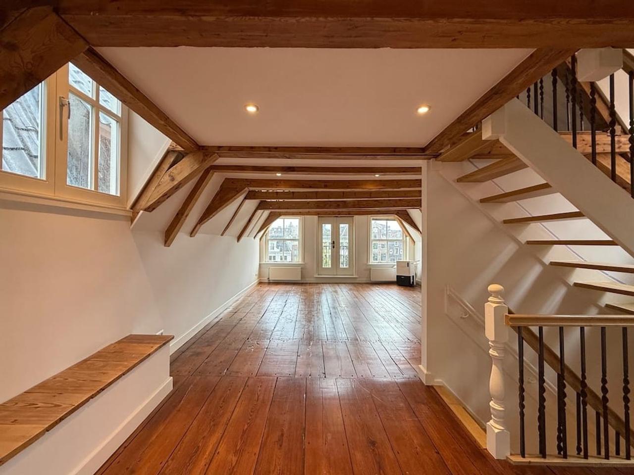 162 m² Living Space on Keizersgracht - Image 1