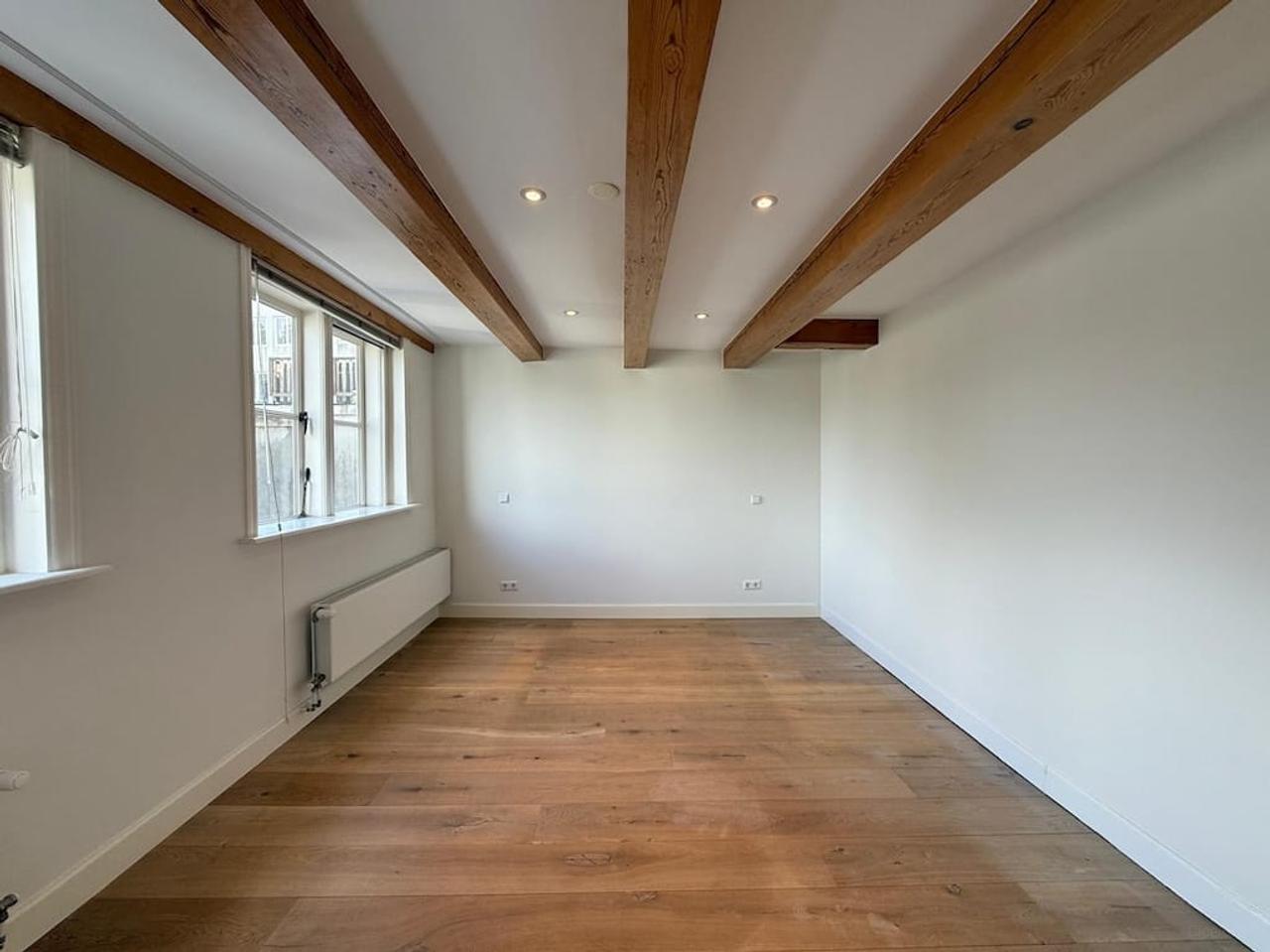 162 m² Living Space on Keizersgracht - Image 9
