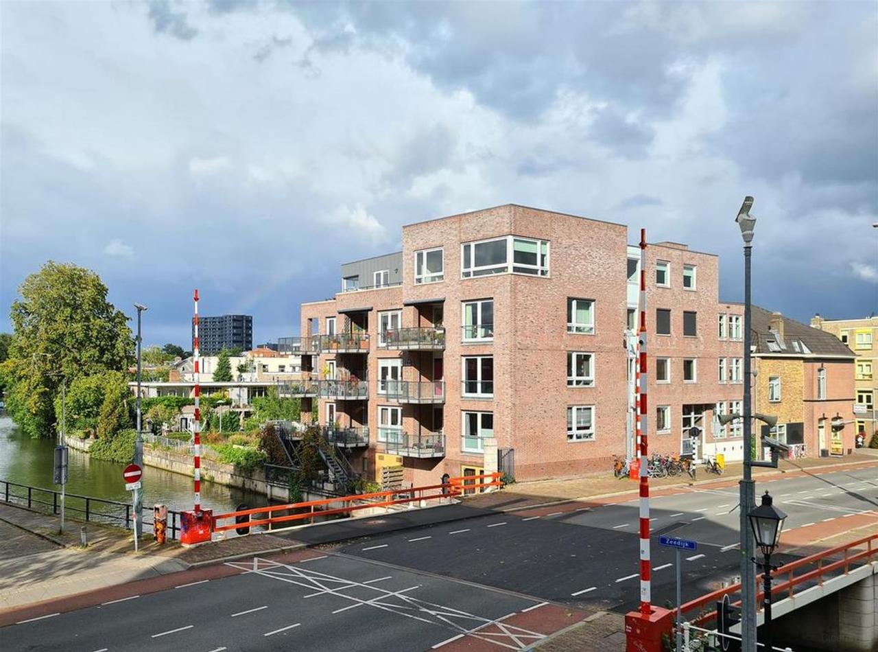 91m² Corner Apartment on the Vecht River - Image 22
