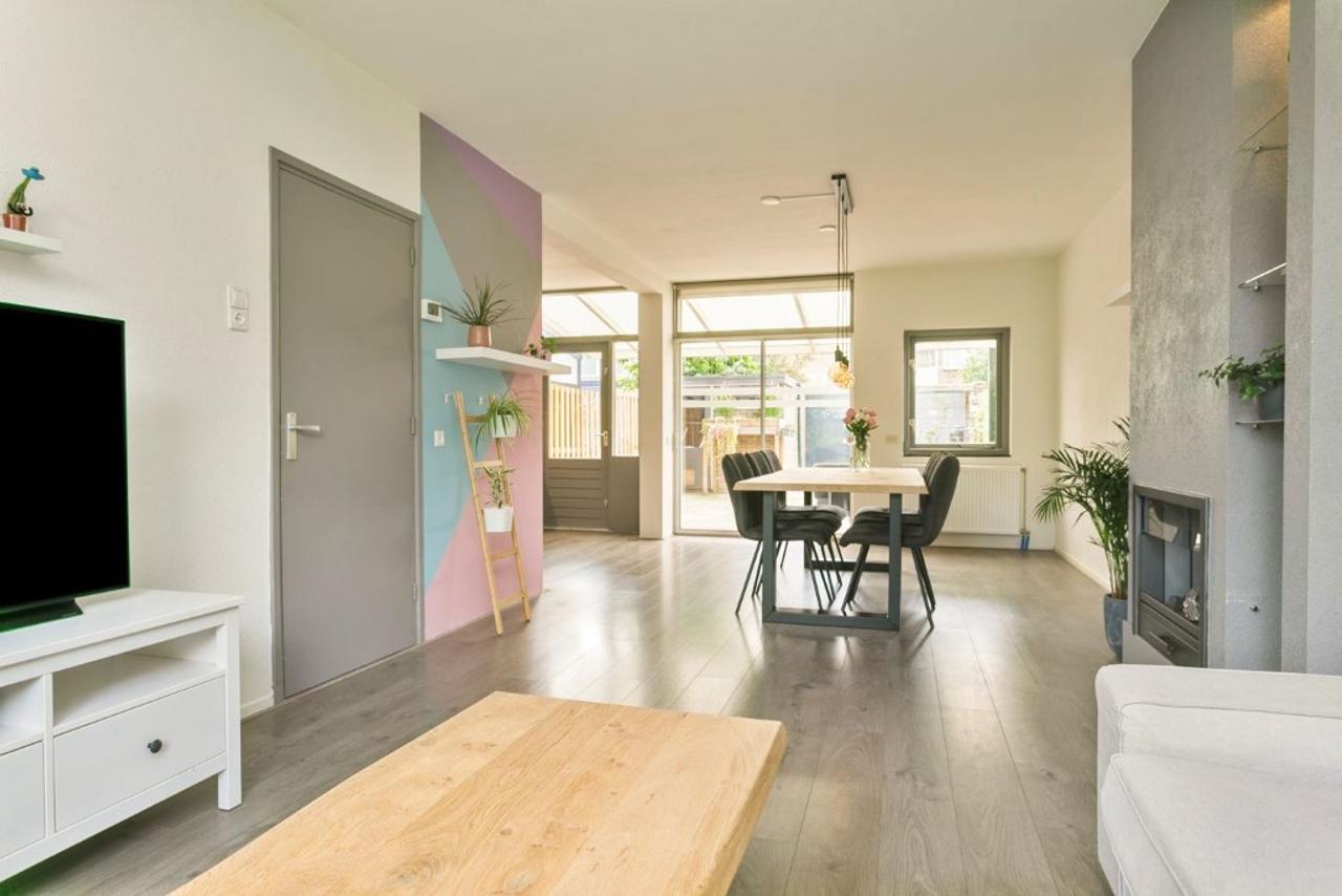 Spacious family home with garden in Prinsejagt - Image 4