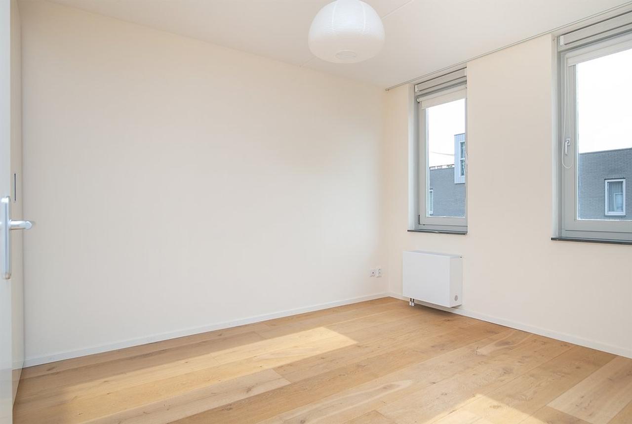 123 m² gezinswoning met tuin en parkeerplek - Afbeelding 17
