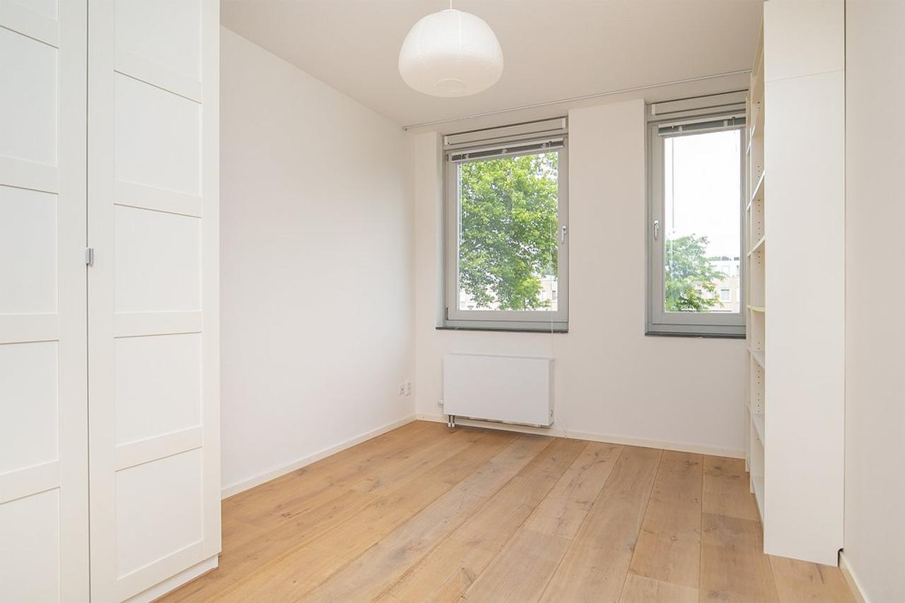 123 m² gezinswoning met tuin en parkeerplek - Afbeelding 19