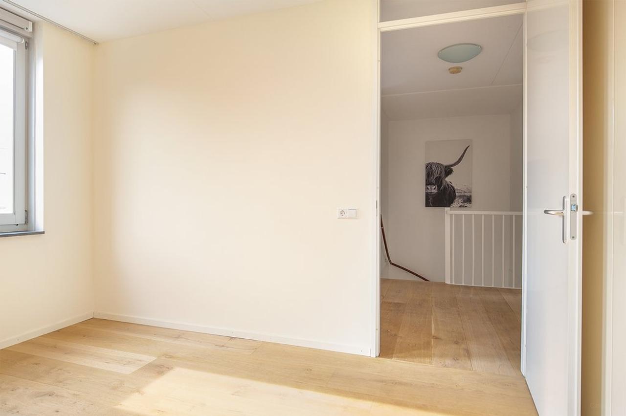 123 m² gezinswoning met tuin en parkeerplek - Afbeelding 21