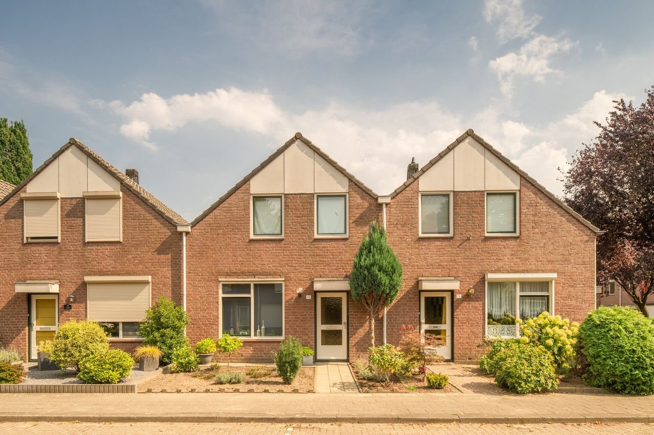 Ruim huis met tuin in Helden - Afbeelding 1