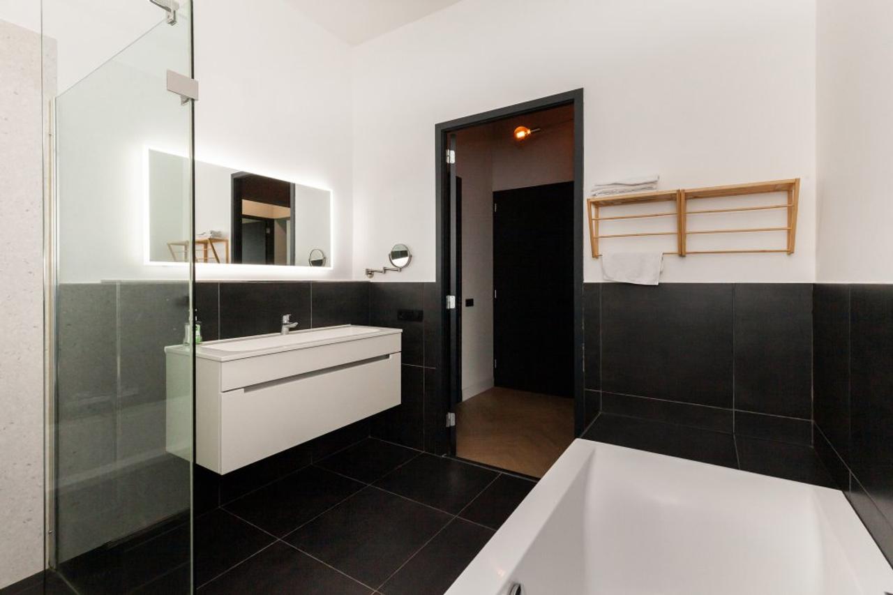 Licht 101m² appartement met weids uitzicht - Afbeelding 23