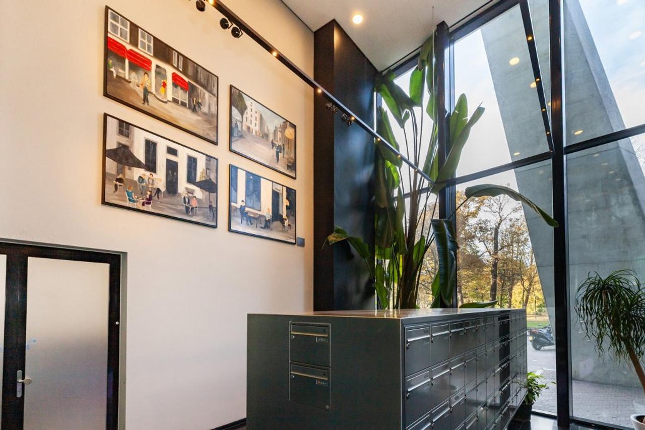 Licht 101m² appartement met weids uitzicht - Afbeelding 27
