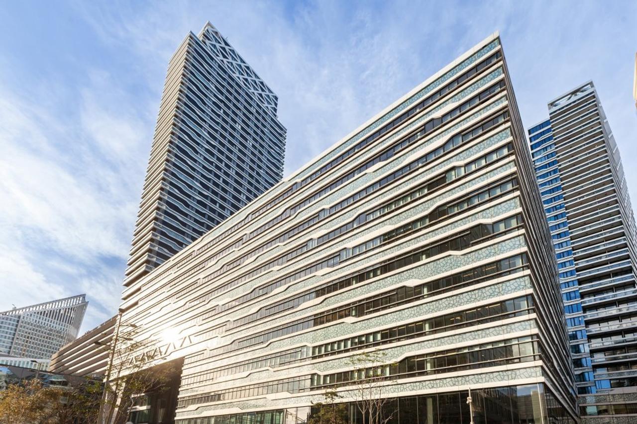 Licht 101m² appartement met weids uitzicht - Afbeelding 31