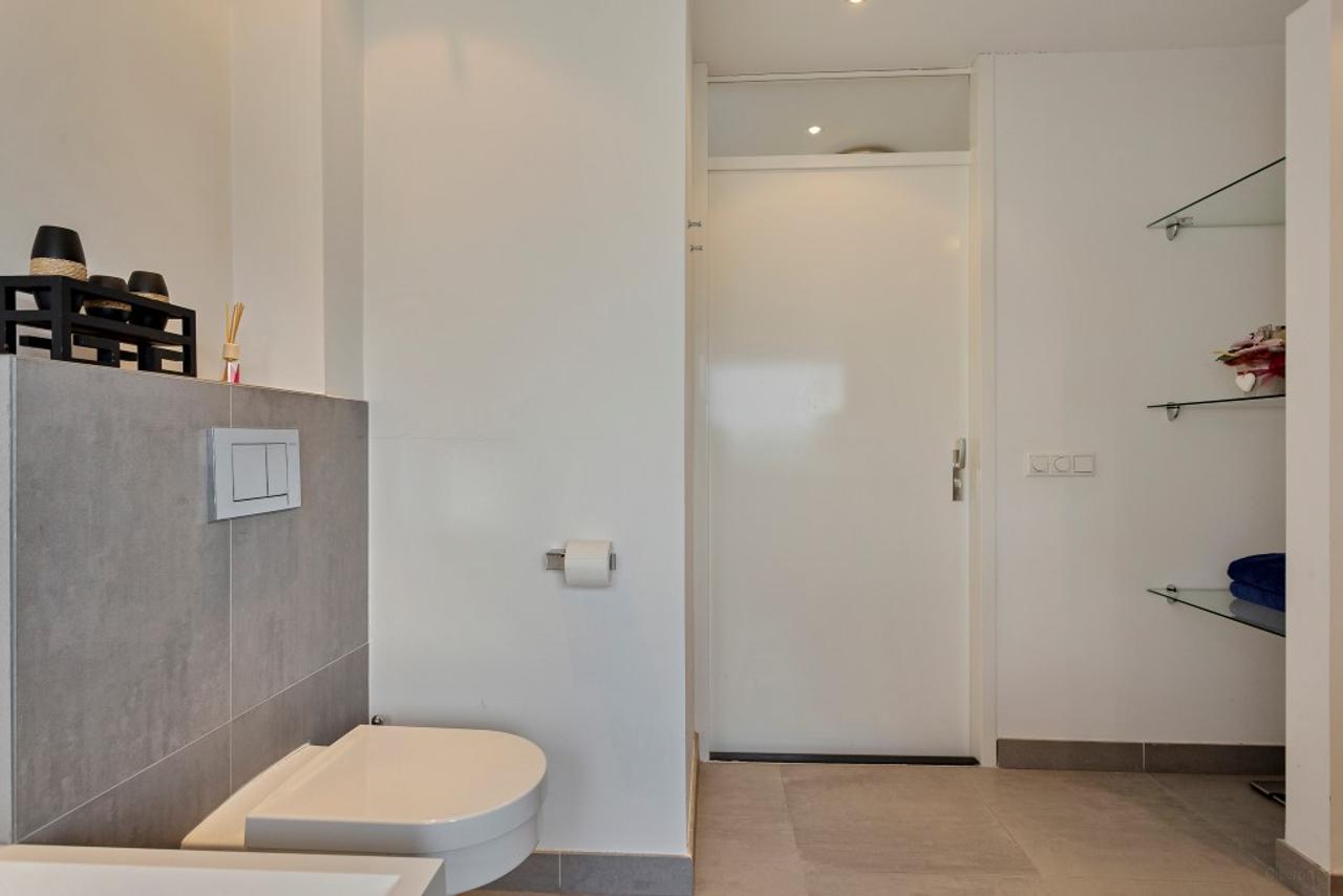 Spacious house (160m²) near ASML and International School - Image 18