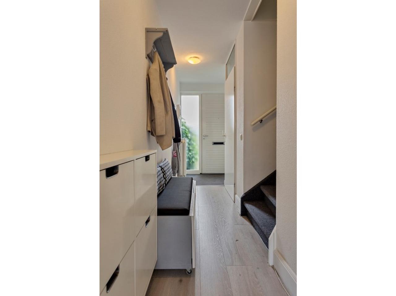 Spacious house (160m²) near ASML and International School - Image 2