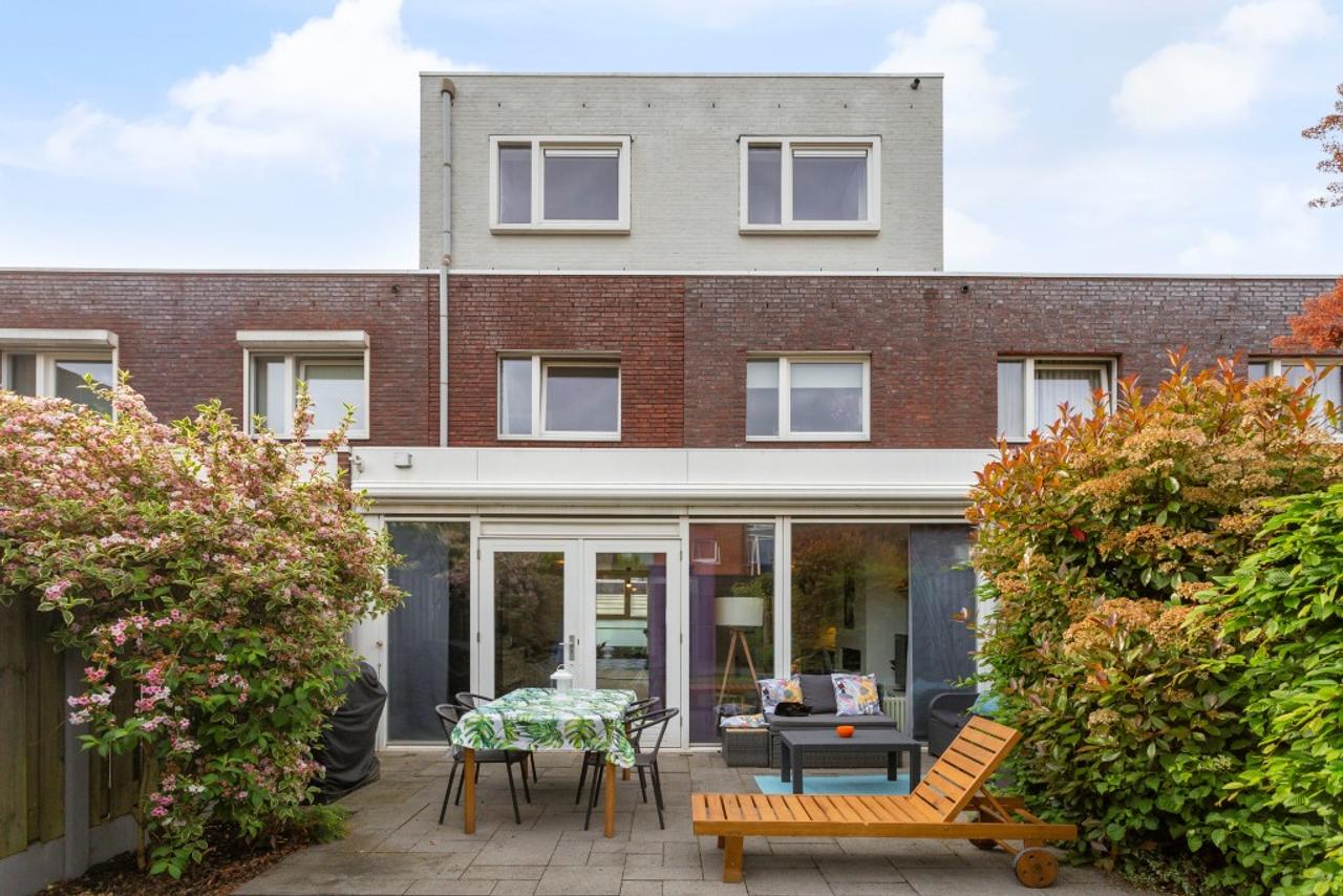 Spacious house (160m²) near ASML and International School - Image 20